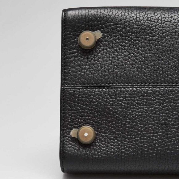 Christian Dior Black Pebbled Leather Medium Diorever Bag - Picture 5 of 11